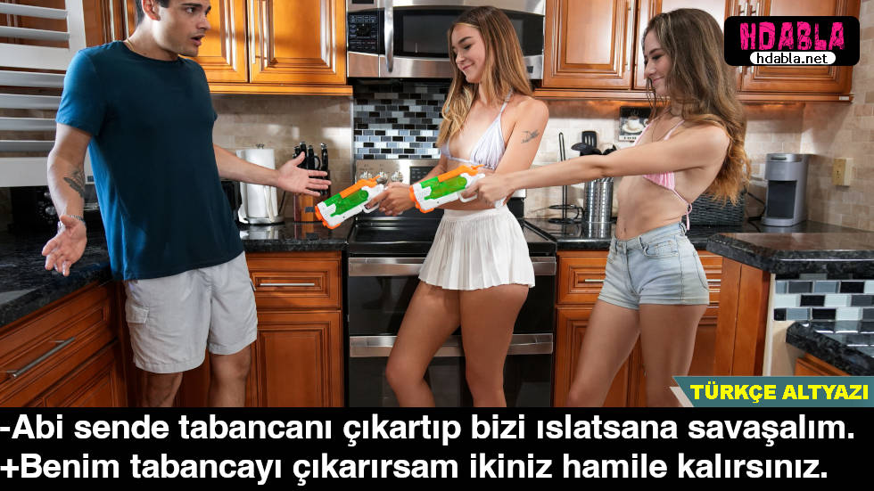 Beni ıslatıp sinir eden kız kardeşim ve arkadaşının amına sapladım